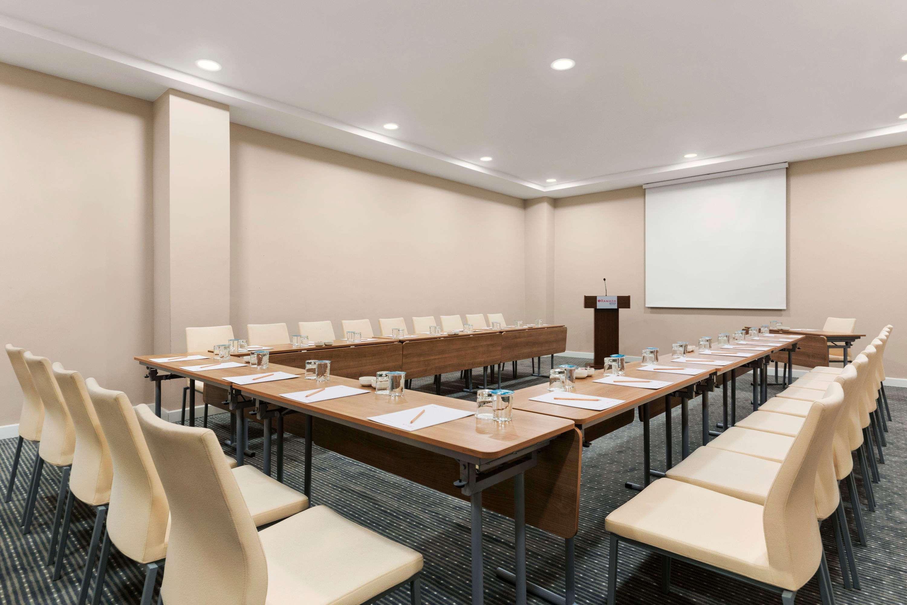Ramada Encore Istanbul Kartal Екстериор снимка