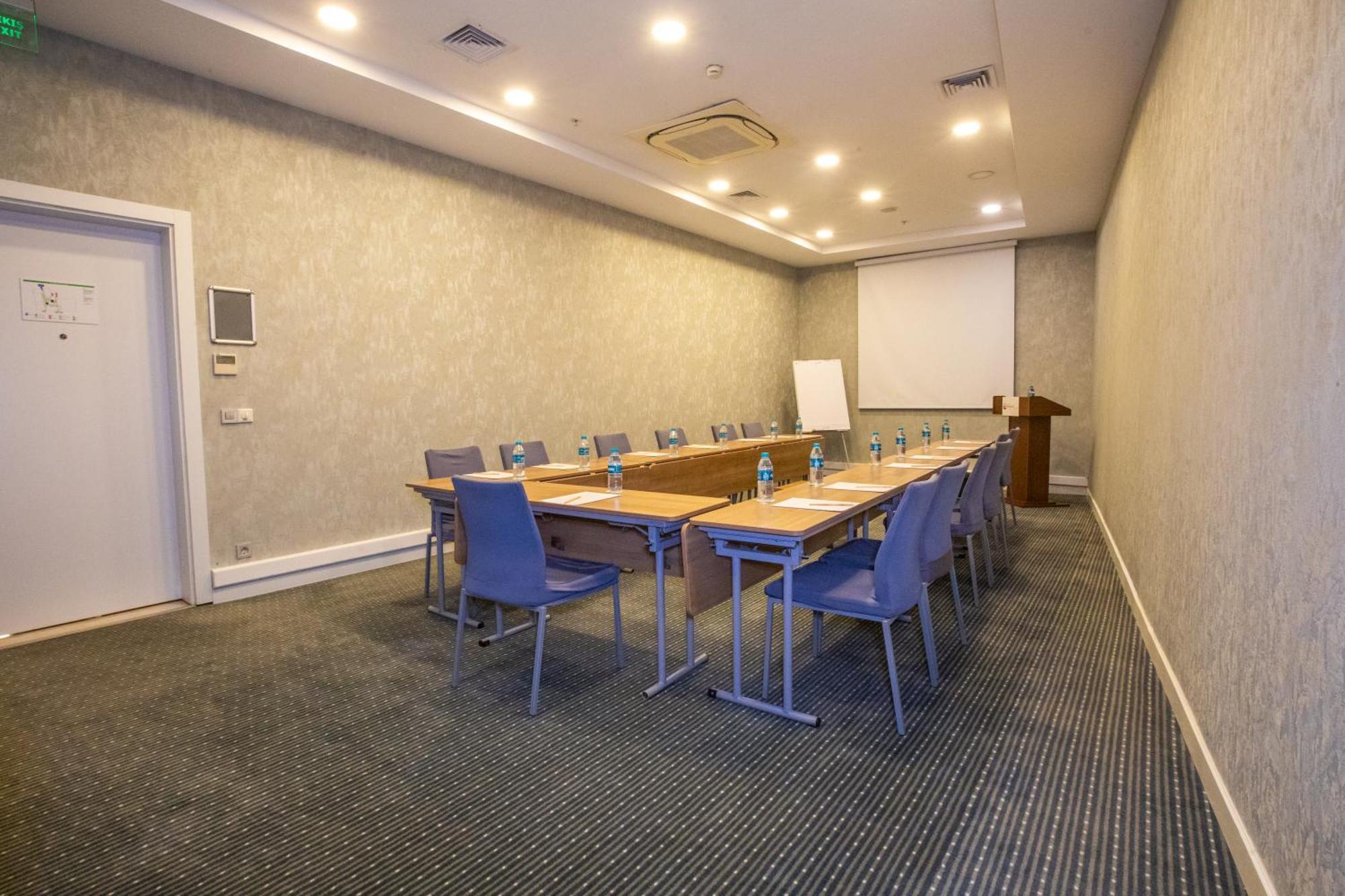 Ramada Encore Istanbul Kartal Екстериор снимка