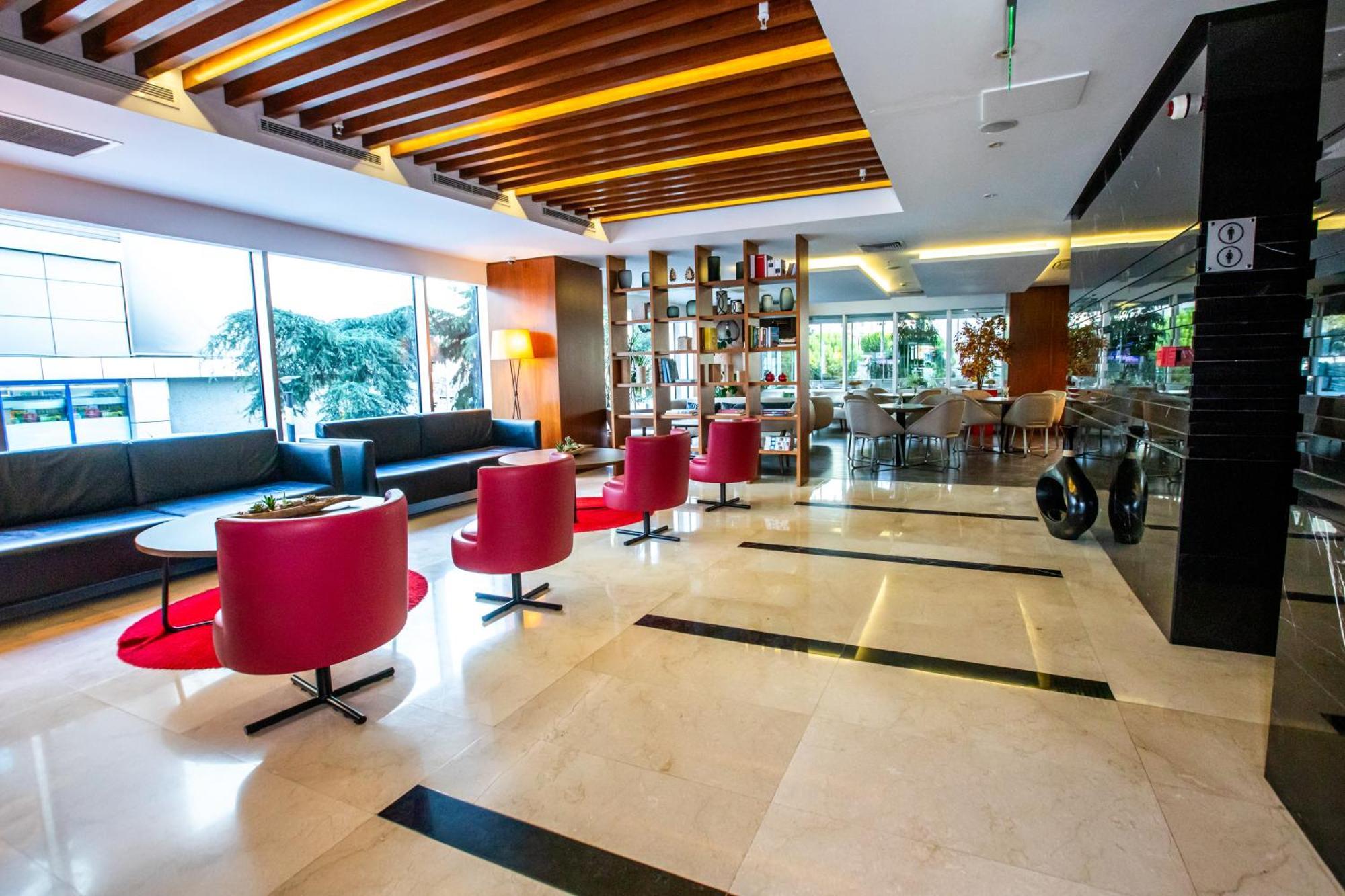 Ramada Encore Istanbul Kartal Екстериор снимка
