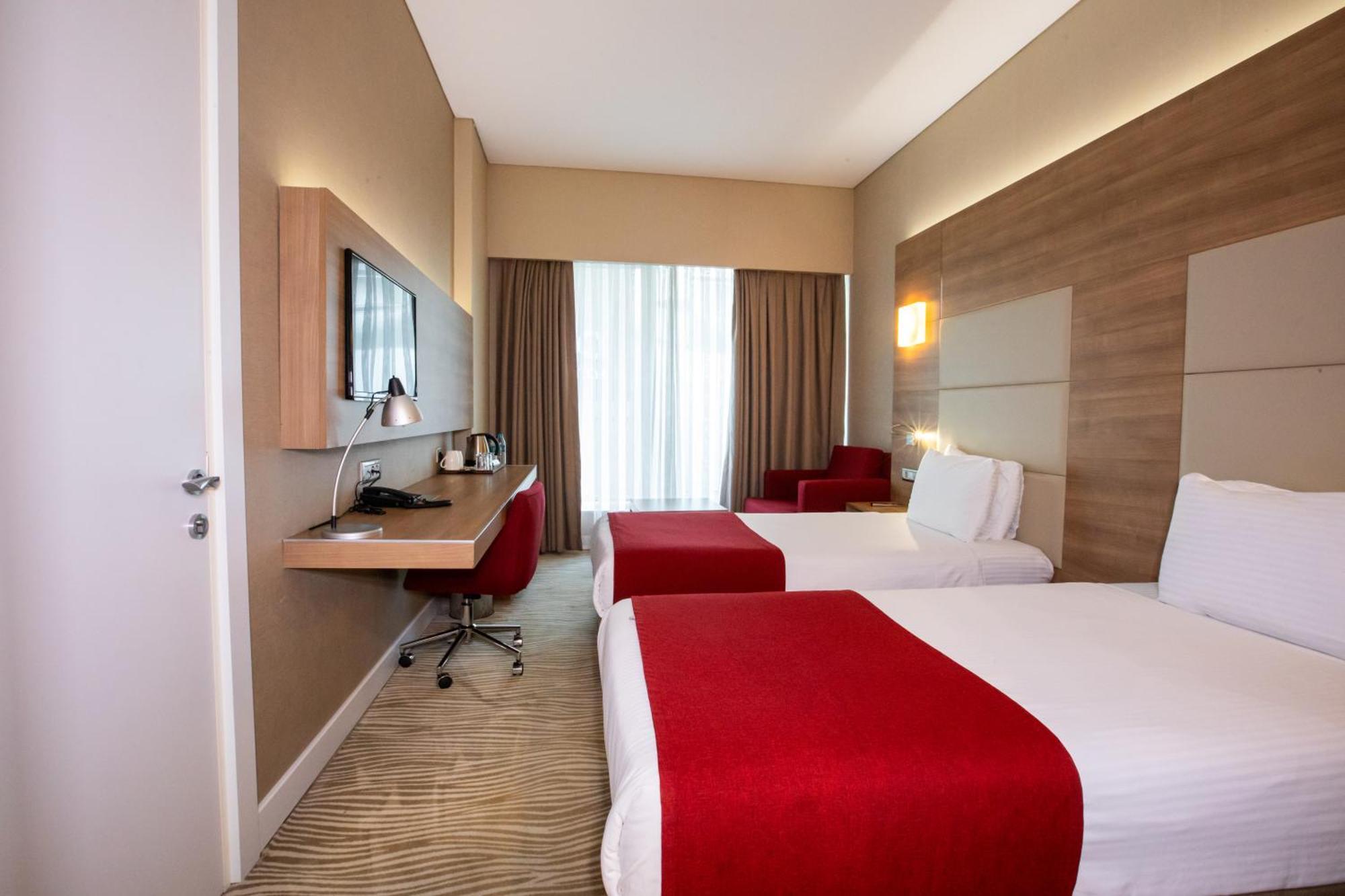 Ramada Encore Istanbul Kartal Екстериор снимка
