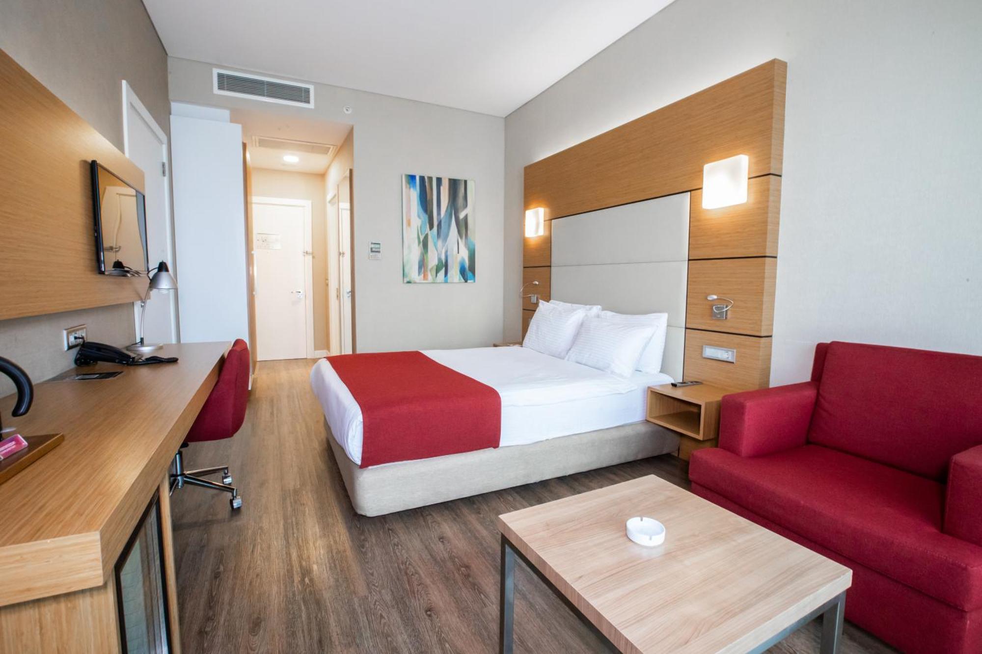 Ramada Encore Istanbul Kartal Екстериор снимка