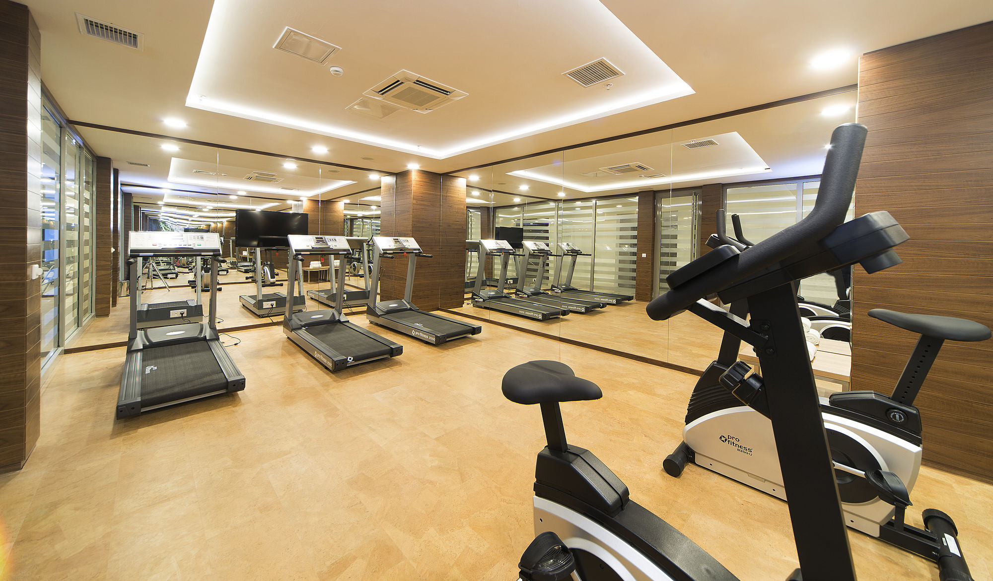 Ramada Encore Istanbul Kartal Екстериор снимка